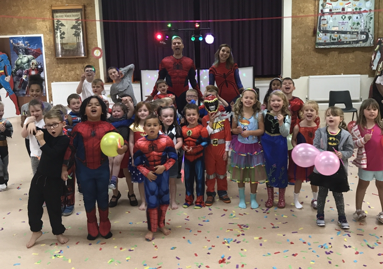 superhero party sandhurst childrens entertainer